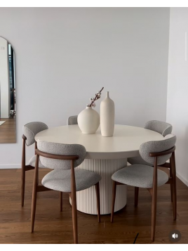 Comedor Circular Luciane de 5 sillas tapizado en tela chenille - lmueble.com